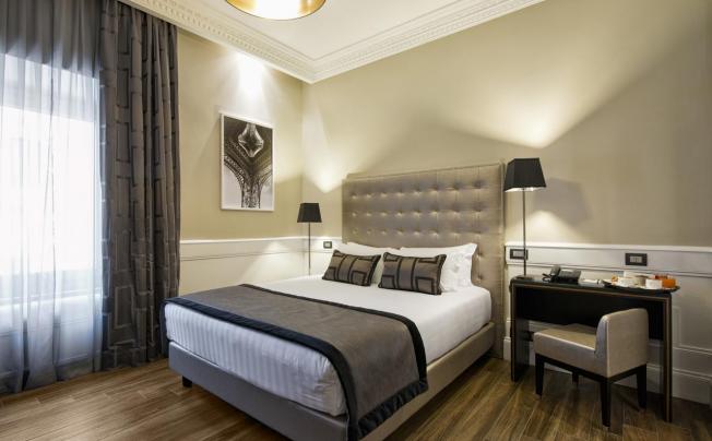 Фото отеля INDEPENDENT SUITES