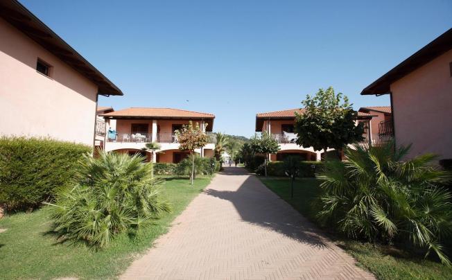 Фото отеля TH Porto Ada Village