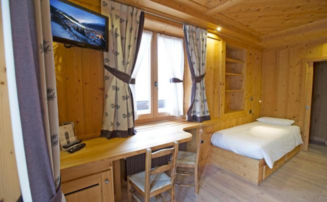 Фото отеля Chalet Funivia Hotel