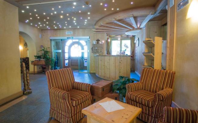 Фото отеля Chalet Funivia Hotel
