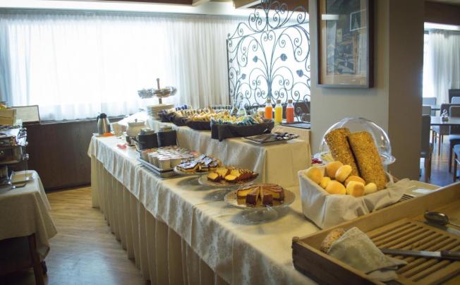 Фото отеля Chalet Funivia Hotel