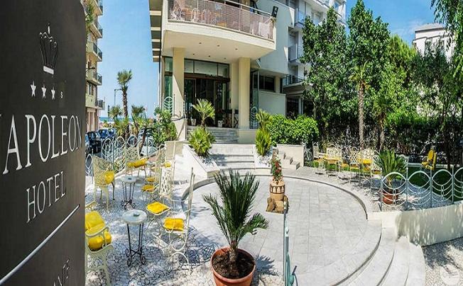 Фото отеля Napoleon Beach Hotel