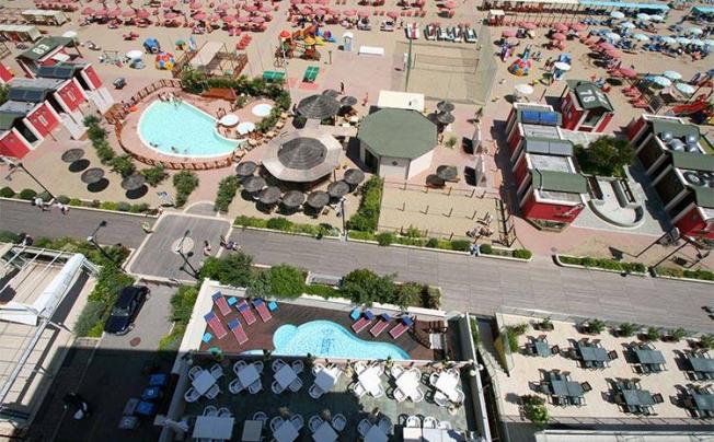 Фото отеля Napoleon Beach Hotel
