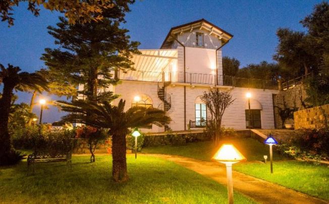 Фото отеля Villa Sabrina Relais