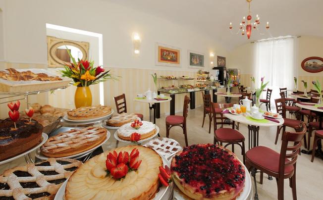 Фото отеля Hotel Des Artistes