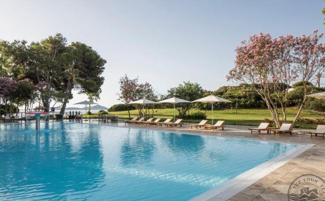 Фото отеля Falkensteiner Resort Capo Boi
