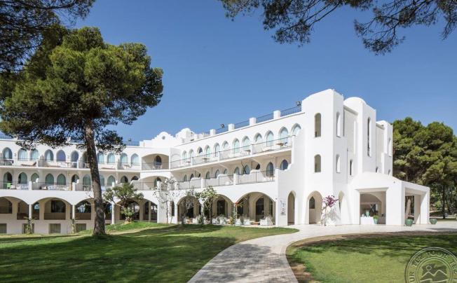 Фото отеля Falkensteiner Resort Capo Boi
