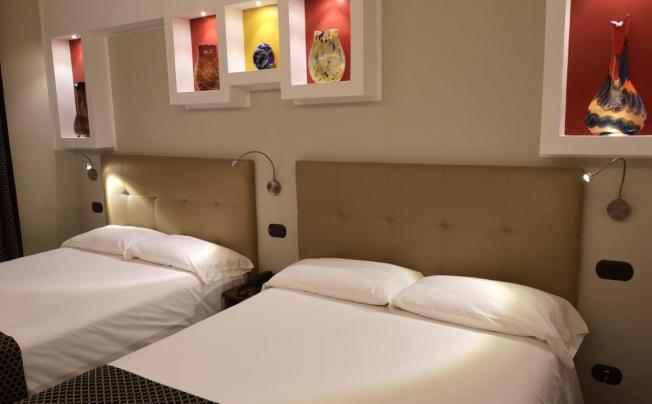 Фото отеля Central Hotel Sorrento