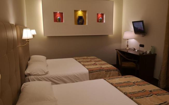 Фото отеля Central Hotel Sorrento