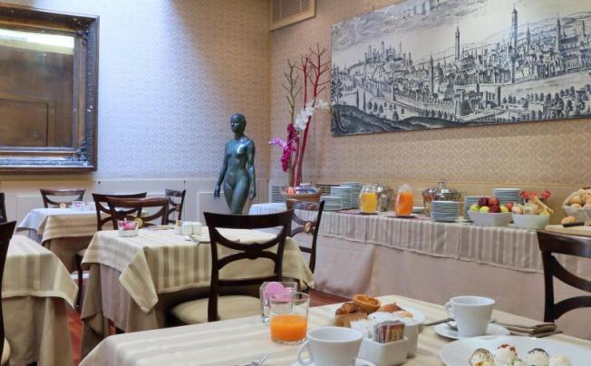 Фото отеля Grand Hotel Des Arts