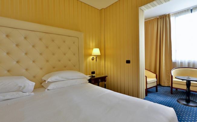 Фото отеля Best Western Hotel Cavalieri Della Corona