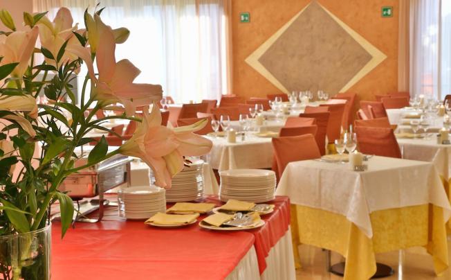 Фото отеля Best Western Hotel Cavalieri Della Corona