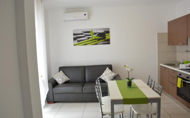 Фото отеля Residence green apartment