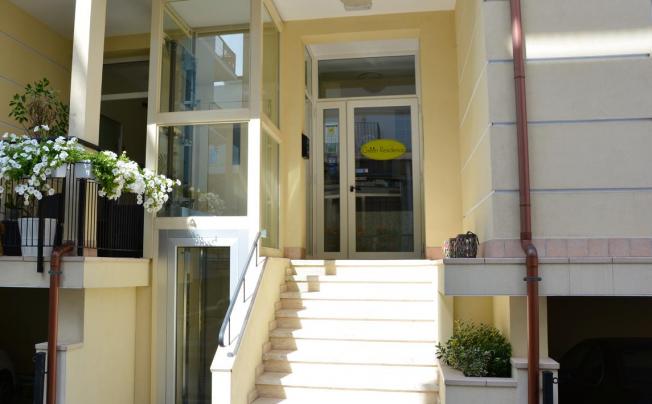 Фото отеля Residence green apartment