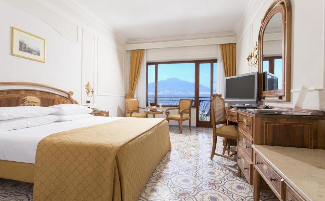 Фото отеля Grand hotel de la ville