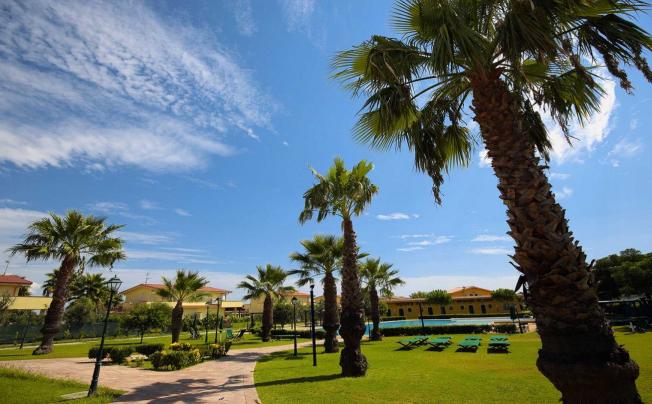 Фото отеля MARINA DEL MARCHESE BEACH RESORT