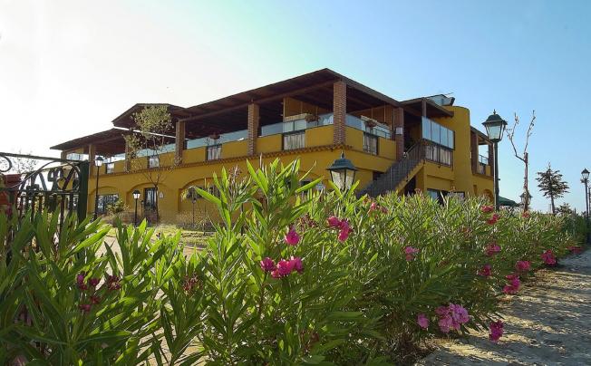 Фото отеля MARINA DEL MARCHESE BEACH RESORT