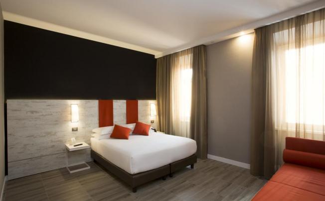 Фото отеля SMOOTH HOTEL ROME TERMINI 