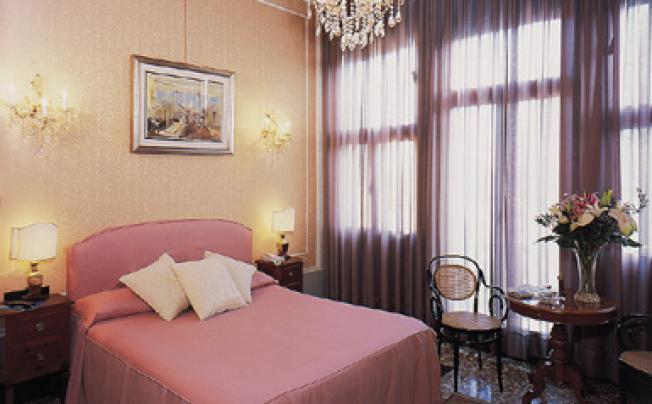 Фото отеля Santa Chiara & Residenza Parisi