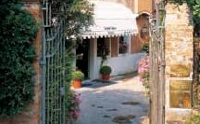 Фото отеля Santa Chiara & Residenza Parisi