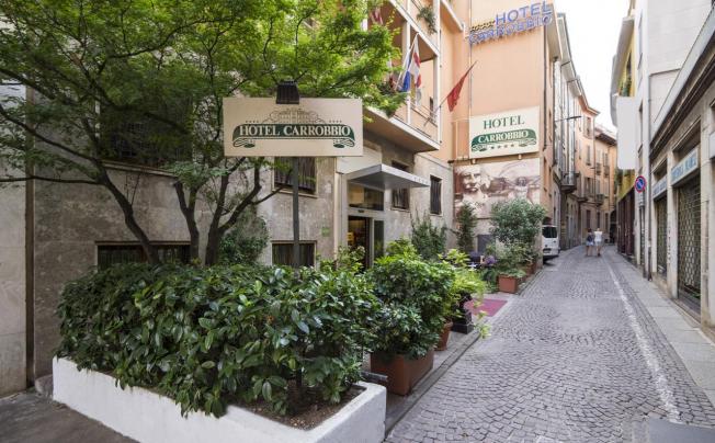 Фото отеля Hotel Carrobbio Milano