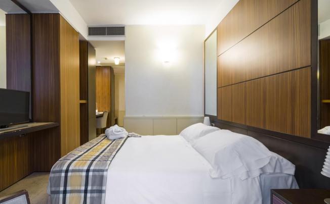 Фото отеля Hotel Carrobbio Milano