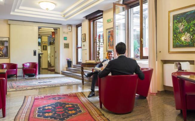Фото отеля Hotel Carrobbio Milano