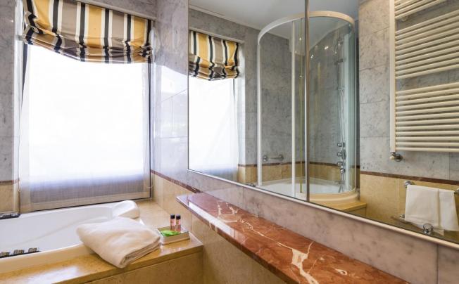 Фото отеля Hotel Carrobbio Milano