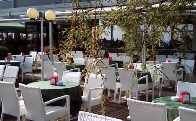 Фото отеля Caravelle Hotel