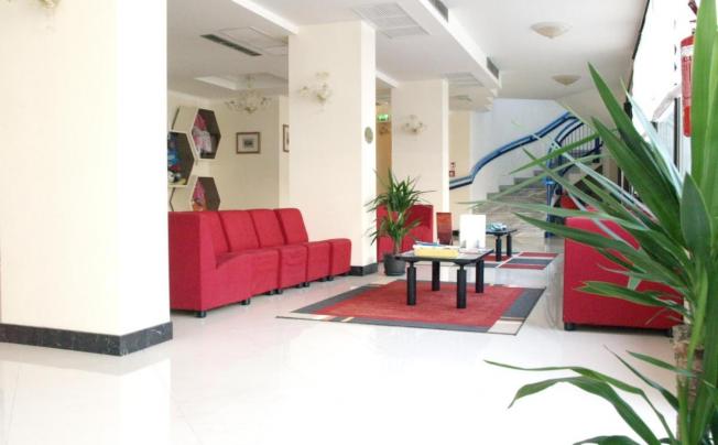 Фото отеля Caravelle Hotel