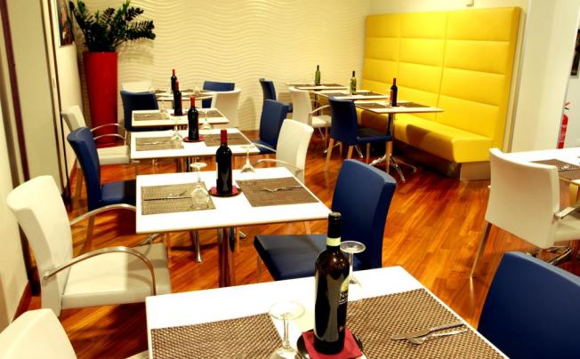 Фото отеля Mercure Angioino