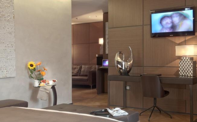 Фото отеля BERG LUXURY HOTEL 