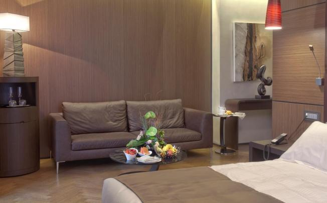 Фото отеля BERG LUXURY HOTEL 