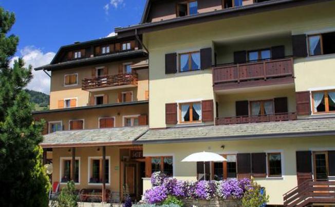 Фото отеля MEUBLE SCI SPORT HOTEL AND RESIDENCE 