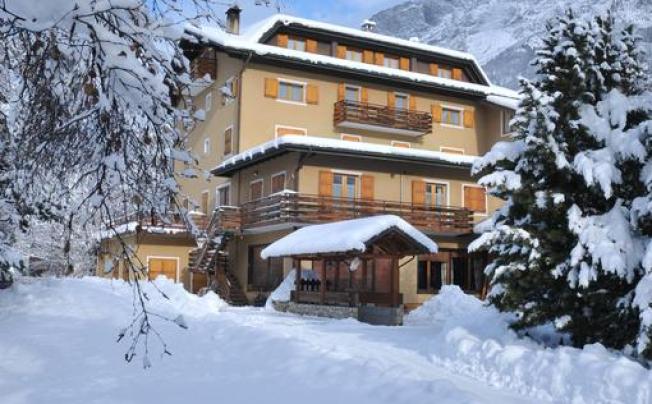 Фото отеля MEUBLE SCI SPORT HOTEL AND RESIDENCE 