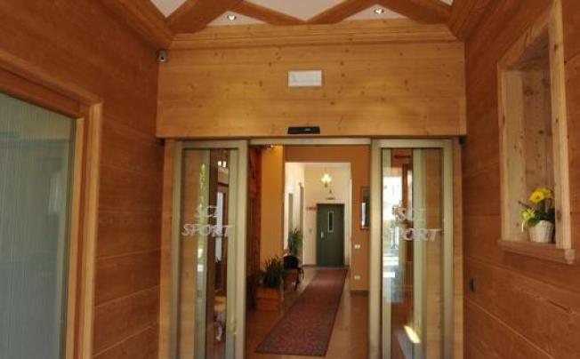 Фото отеля MEUBLE SCI SPORT HOTEL AND RESIDENCE 