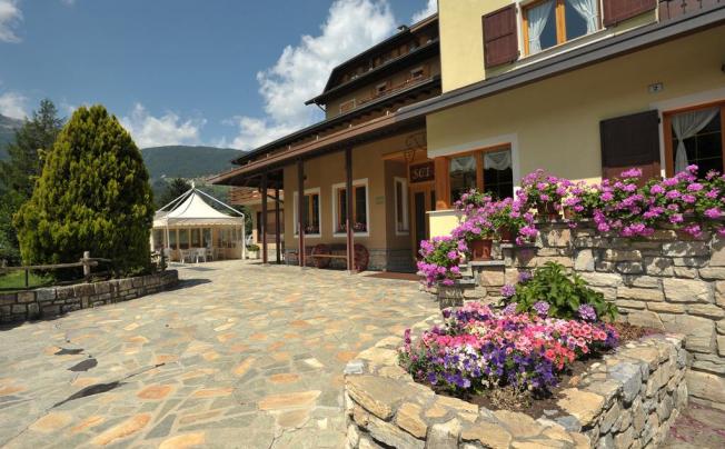 Фото отеля MEUBLE SCI SPORT HOTEL AND RESIDENCE 
