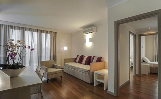 Фото отеля Ramada Plaza Milano