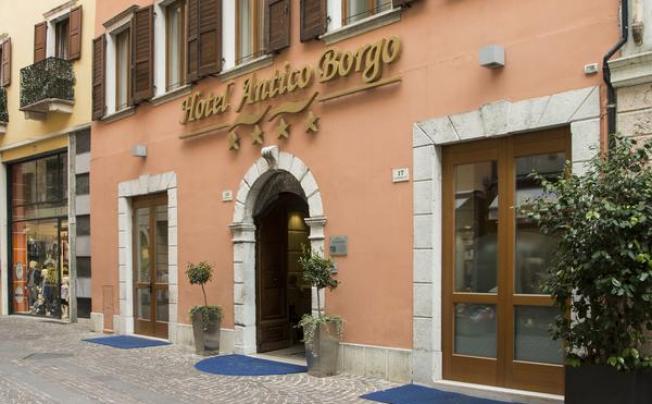 Фото отеля Antico Borgo Hotel