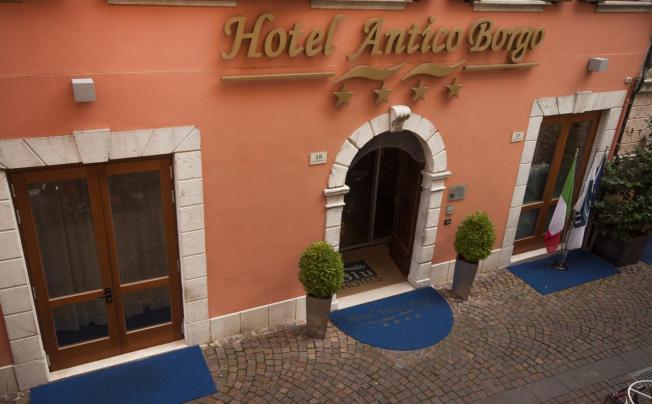 Фото отеля Antico Borgo Hotel