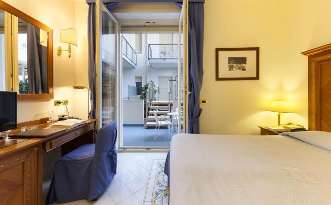 Фото отеля Hotel Continental