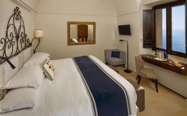 Фото отеля Monastero Santa Rosa Hotel & Spa