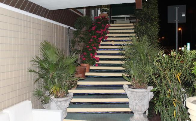 Фото отеля Hotel nova dhely