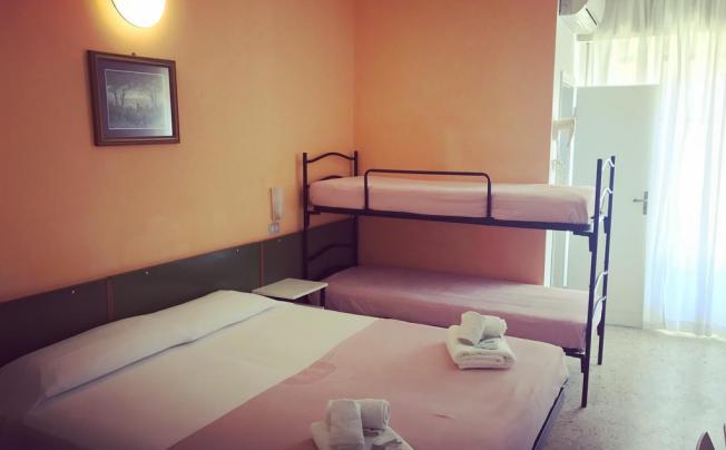 Фото отеля Hotel nova dhely