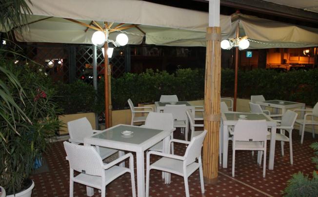 Фото отеля Hotel nova dhely