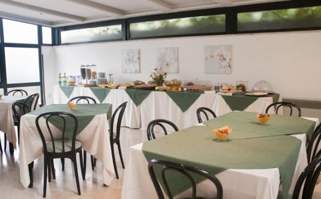 Фото отеля Riva Gaia Hotel & Residence  