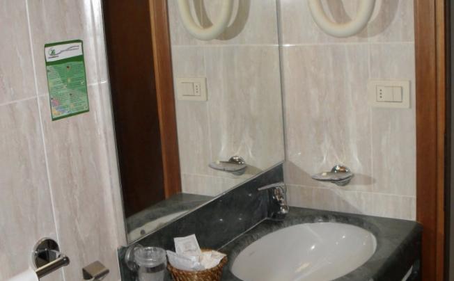 Фото отеля Caldin's Hotel