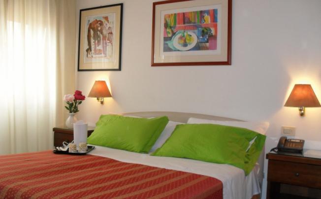 Фото отеля Caldin's Hotel