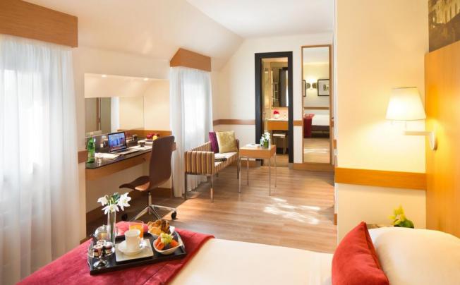 Фото отеля Starhotels Tourist