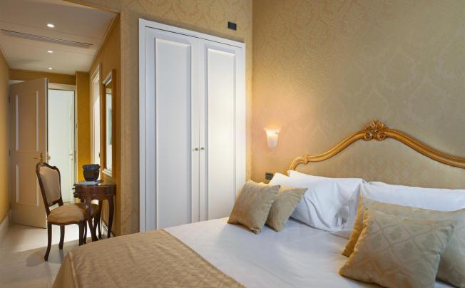 Фото отеля Hotel ca gottardi